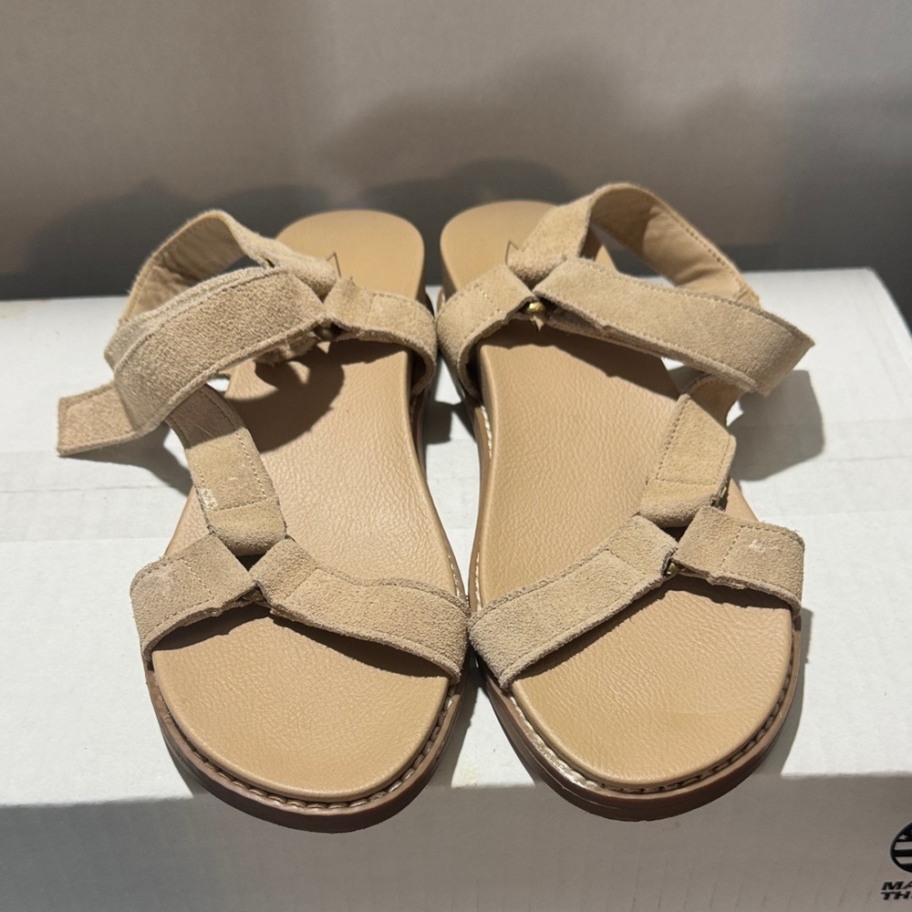 Joie Tan leather Women's Sandals.‎ Size 9.5